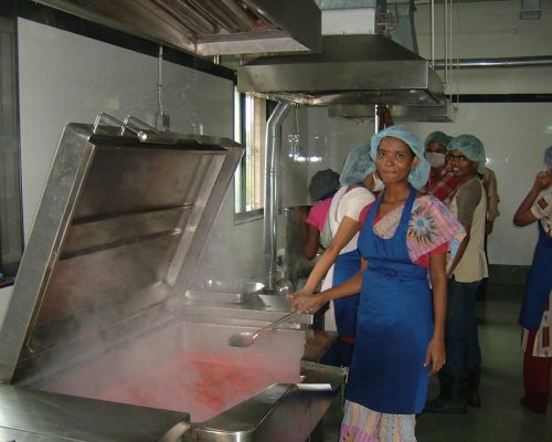 988656_171587643015456_2010785784_n